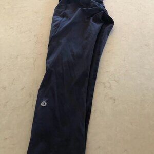 Lululemon Fast Free Crop II Leggings in Navy Blue | Size 4